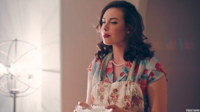 Kembalinya Sang Nafs: Kisah Panas Whitney Wright Dan Casey Calvert