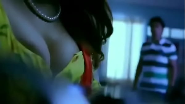 Desi Bhabhi Bergairah, Rayakan Cinta Yang Membara