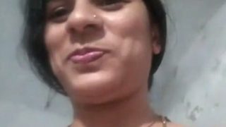 Tante India Menggoda – Video Desi Mandiri Yang Menggairahkan