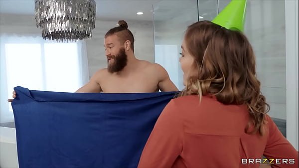 Ngebutin Dua Cewek Lesbian Panas Di Kosan / Full Video Dari Https://zzfull.com/roomm
