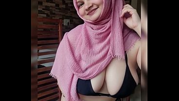 Twerk Montok Hijabku Bikin Ngilu