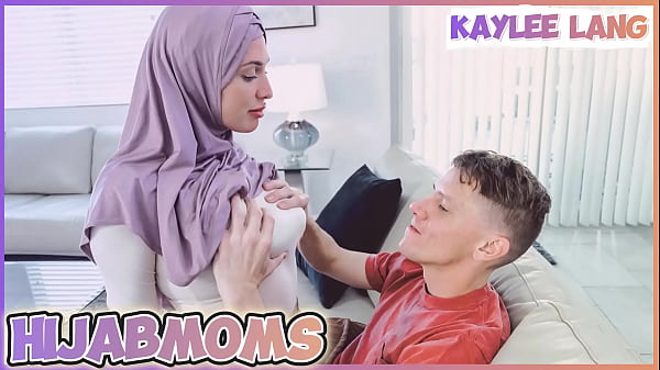 Ibu-ibu Arab Sange, Kaylee Lang, Siap Digebuk Diam-diam.