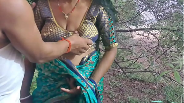 Desi Hot Santhali Bhabhi Outdoor Ngewe, Bikin Basah Lihat Aksi Nafsu Di Alam Terbuka