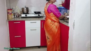 Bokep India Rumahan: Bhabhi Desi Digencet Ganas Pakai Kontol Gede