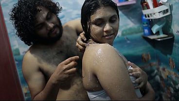 Cewek India Mandi, Adik Tiri, Romansa Panas Bikin Makin Erotis