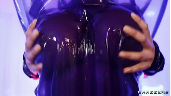 Cari Video Porno Cum Thru 4 Dari Brazzers, Download Full Di Zzfull.com/thr
