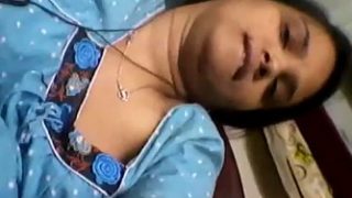 3 Pegawai Bank Desi Bikin Video Bugil, Gila Panasnya!