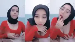 Hijab Nakal Kiki Palembang, Bikin Keringetan Lihat Aksi Hotnya