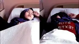 Kocokin Memek Adek Yang Lagi Bobo, Enak Banget Rasanya.