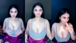 Kylie Belahan Susu Basah Bikin Liur Netes