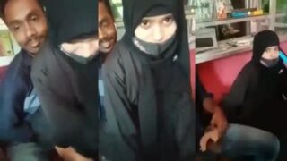Ngencengin Cewek Hijabku Yang Baru 19 Tahun Dengan Gaya Pakistan Yang Bikin Makin Nafsu.
