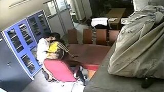 Petugas Pemerintah Ngentot Di Kantor Dalam Video Seks Tamil