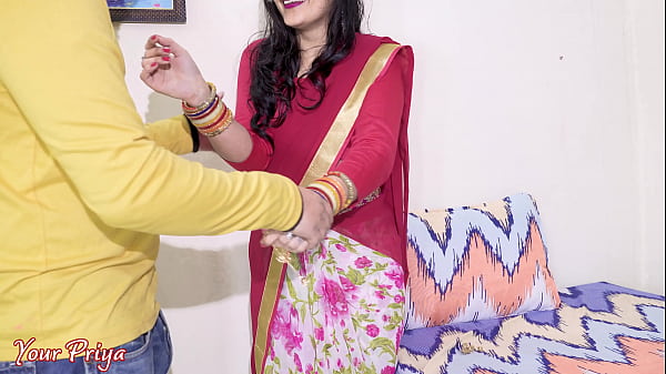 Desi Bhabhi Dikhaye Anal Chudai Ka Maza, Pehle Deep Blowjob Ke Baad.