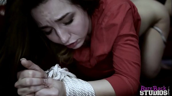 Bambi Brooks Ngentot Anak Tiri Sendiri Sampai Muncrat