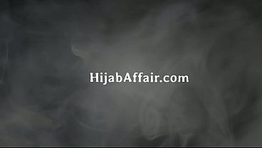 Ibu Tiri Arab Kira Kontolku Lampu, Sampai Ujungnya Basah Kena Embun.