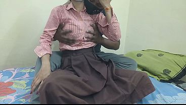 Cewek Kuliahan India Digebukin Pacar Di Kamar Kos, Crot Di Mana-mana