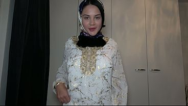 Pov – Ngewein Adik Tiri Muslimah Berhijab, Romantis Tapi Hot Banget