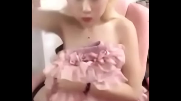 Gadis Cina Panas Banget, Bikin Mendingin