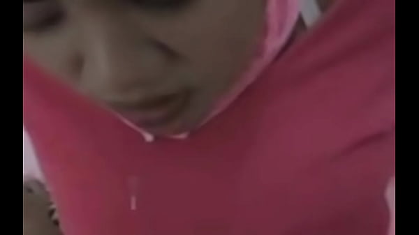 Pelepas Hijab Di Ranjang, Nikmatnya Dosa Yang Bikin Nagih.