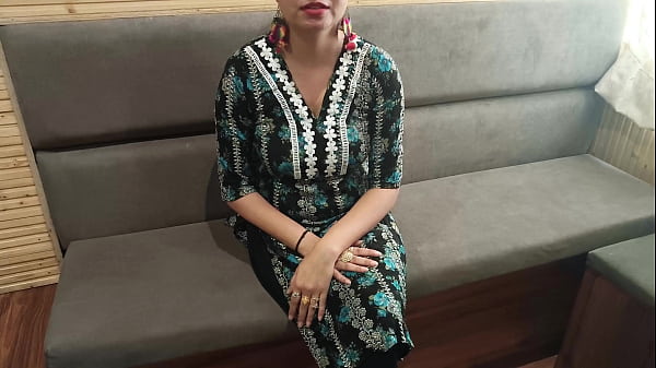 Jija Ji Ngeliat Badan Saali Yang Seksi, Langsung Ngegas Dan Ngewe Memek Sama Bontotnya Pake Suara Hindi.