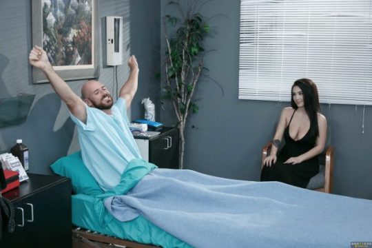 Brazzers – Audrey Bitoni Di El Mamador, Nona Teler Yang Haus Kontol