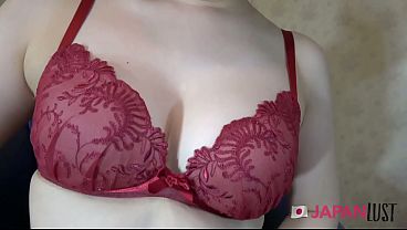 Bokep Jepang Montok, Memeknya Dibejekin Sampai Penuh