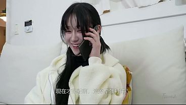 Gadis Korea Yang Tinggal Sendirian, Jebak Tukang Servis Di Antara Pahanya Yang Basah.
