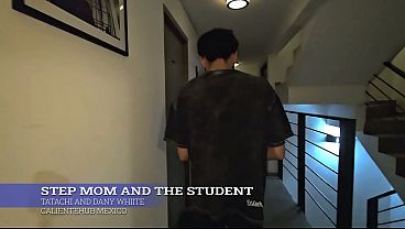 Ibu Tiri Lagi Ngajar, Muridnya Udah Panas.