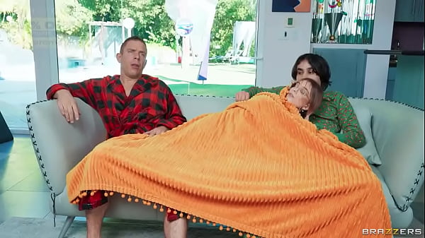 Telen Aja Kontol Kecil, Biar Makin Dalem / Bikin Streaming Di Brazzers / Buru Ke Official Site, Masukin Xvpromo Biar Dapet Diskon