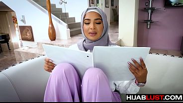 Hijab Babe Babi Belajar Nyesep Kontol Biar Makin Betah – Nafsu Hijab