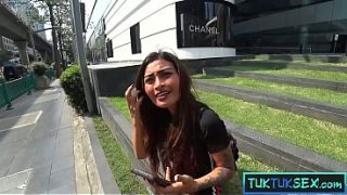 Montok Mungil, Ibu Thailand Liar Ngebut Sama Bule, Ngentot Bikin Ngos-ngosan.