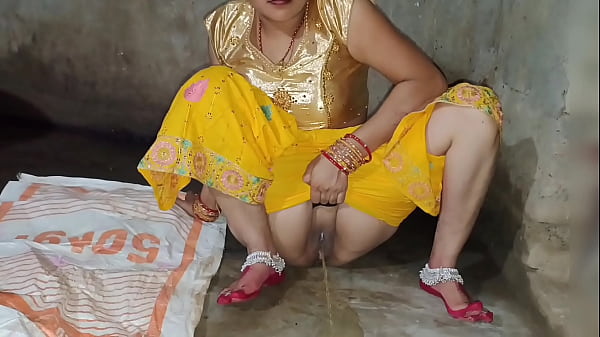 India Model Bhabhi Aur Dewar Ki Jabardar Chudai, Garam Hindi Audio Ke Saath