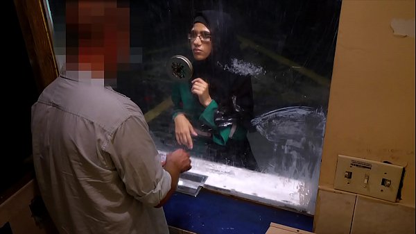 Arab Naked – Cewek Arab Nekat Ngewe Demi Duit Di Motel Kampungan