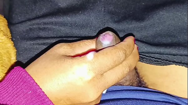 Tanteku Doyan Kontol Mungil, Ngeces Liur Liat Batang Kecil.