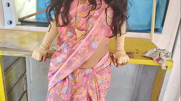 Kamarwali Bai Aur Makaan Malik Ka Gandi Gandi Desi Chudai Ka Maza