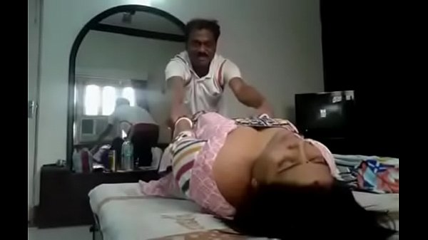 Nikmatnya Memandang Payudara India Yang Menggoda