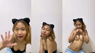 Tuan, Lo Mau Adopsi Aku Apa Enggak, Jangan Cuma Ngeliat Doang, Sini Rasain Dulu.