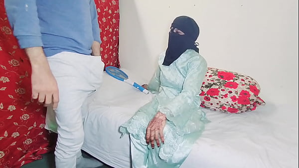Ngentot Memek Sialan Pacar India Montok, Kontol Gede Masukin Pantat Gede Sambil Ngomong Jorok Bahasa Hindi.