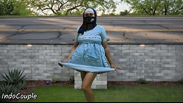 Hijab Mahasiswi Muslim Jogging Di Tempat Umum, Ngewe Bayar Kontan