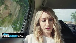 Bokep Hot: Vivianne Desilpa Montok & Sophia Manis Saling Giliran Nikmati Kontol Besar