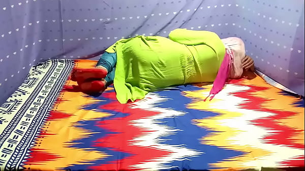Tonton Video Panas Radhika, Pacar Cewek Muda, Ngewe Super Keras Ala Hindi.