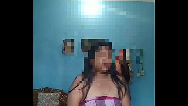 Video Birahi Ibu Tiri India Desi Yang Genit, Mulai Goda Dengan Gaya Nakal.