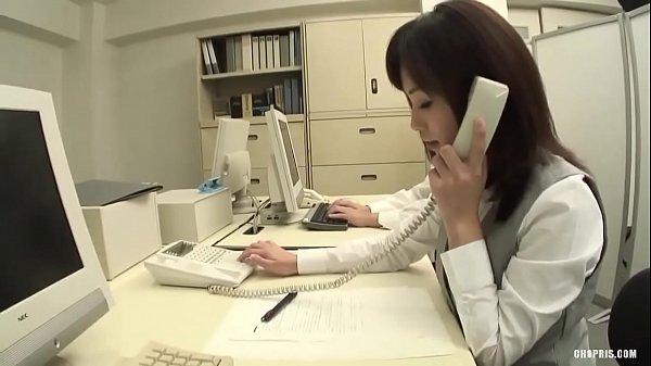 Menghisap Kontol Di Kantor Adalah Cara Yang Enak Buat Ngabisin Waktu
