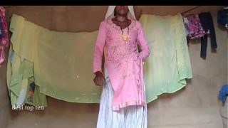 भाभी ने जोर से चूसा मोटा लंड, फिर चोदा गीली चूत देसी हिंदी सेक्सी वीडियो