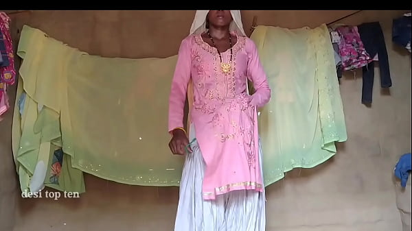 भाभी ने जोर से चूसा मोटा लंड, फिर चोदा गीली चूत देसी हिंदी सेक्सी वीडियो