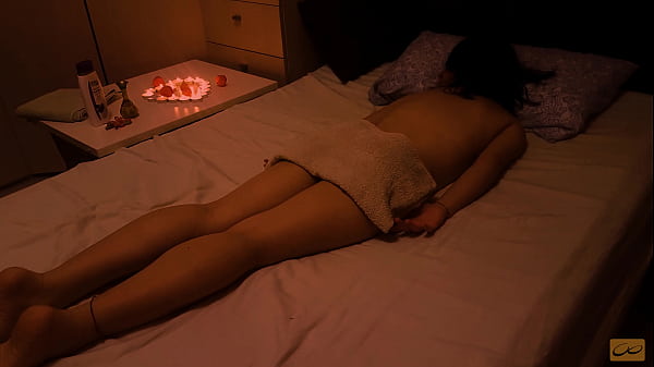 Pijat Erotis Berubah Jadi Ngentot Bikin Aku Crot – Nuru Thai Orgasme Gak Ada Habisnya