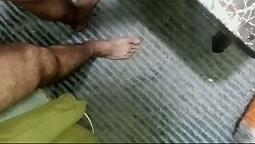 Ngentot Bertiga Arab, Kontol Besar Ngewe Lubang Pantat, Cewek Iraq Dijilat Kontol Sama Dua Cowok Saudi Ganteng