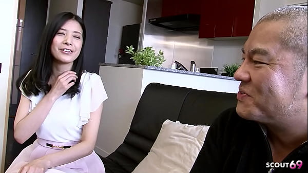 Cowok Jepang Tua Ngerayu Temen Sekelas Cewek Abg Buat Ngewe Sampai Crot Di Dalem, Nonton Bokep Jepang Tanpa Sensor