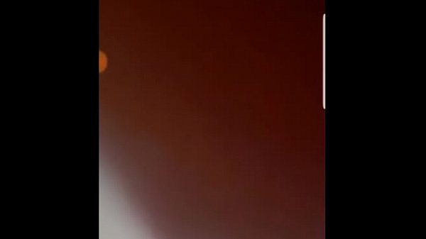 Istri Indonesia Colmek Depan Suami Sambil Video Call, Makin Liar Pas Liat Muka Sendiri Di Layar