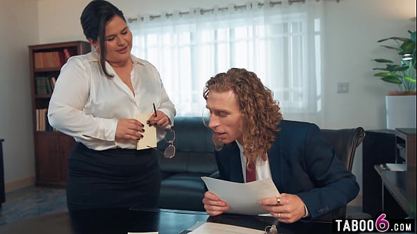 Bos Gede Bbw Arab Sarah Sama Karla Lane Rebutan Kontol Bos Di Kantor, Crot Basah Semua.
